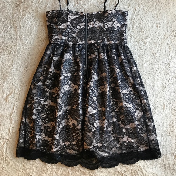 🥂MODA International Black Lace Cocktail Dress🔥 - Picture 2 of 5